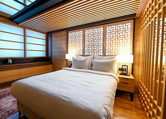 Hanami Design Hotel 4*